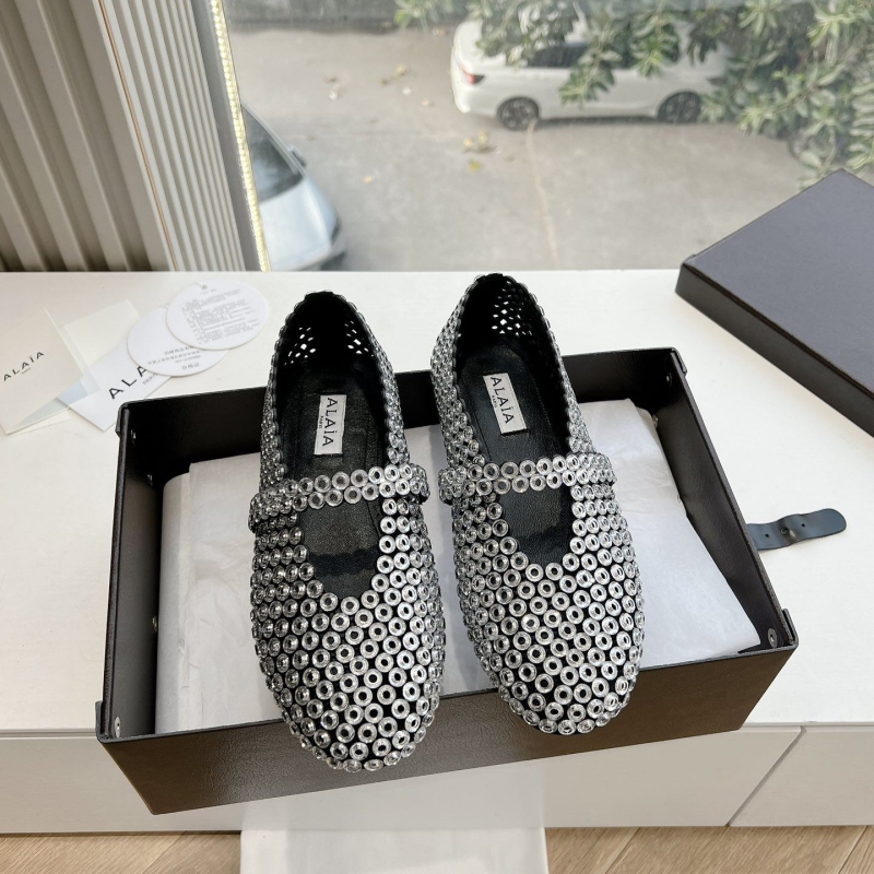 Alaia Flat Shoes